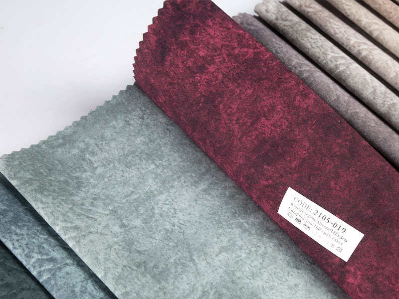 Vielseitiger gedruckter Samt Laminatstoff: perfekt für Bekleidung, Heimdekor und mehr
